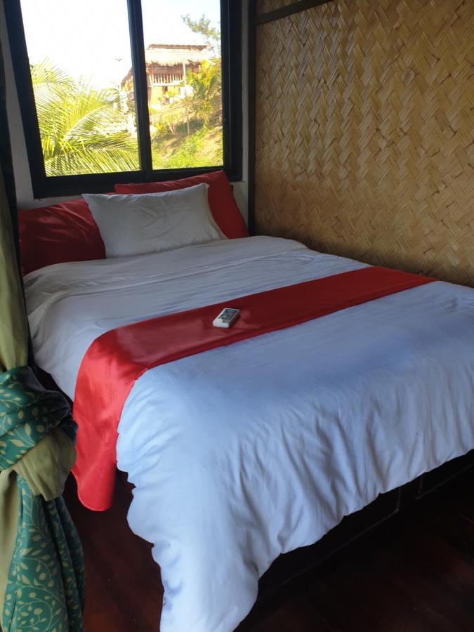 Miley Lodging Restobar New Busuanga Eksteriør bilde