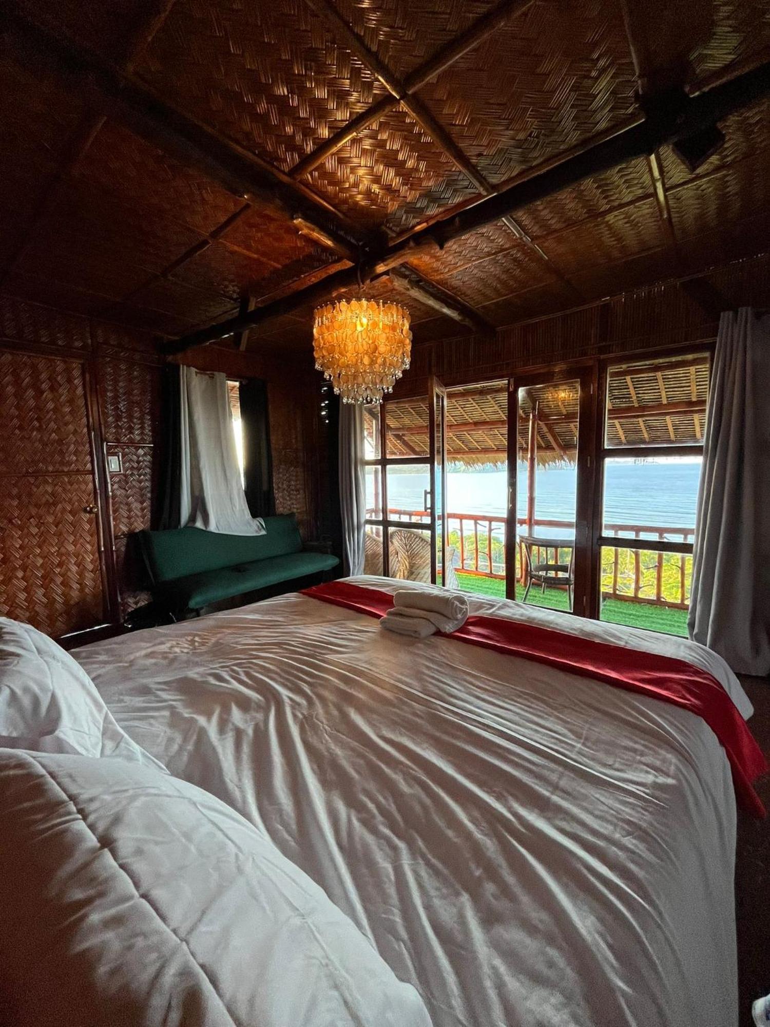 Miley Lodging Restobar New Busuanga Eksteriør bilde