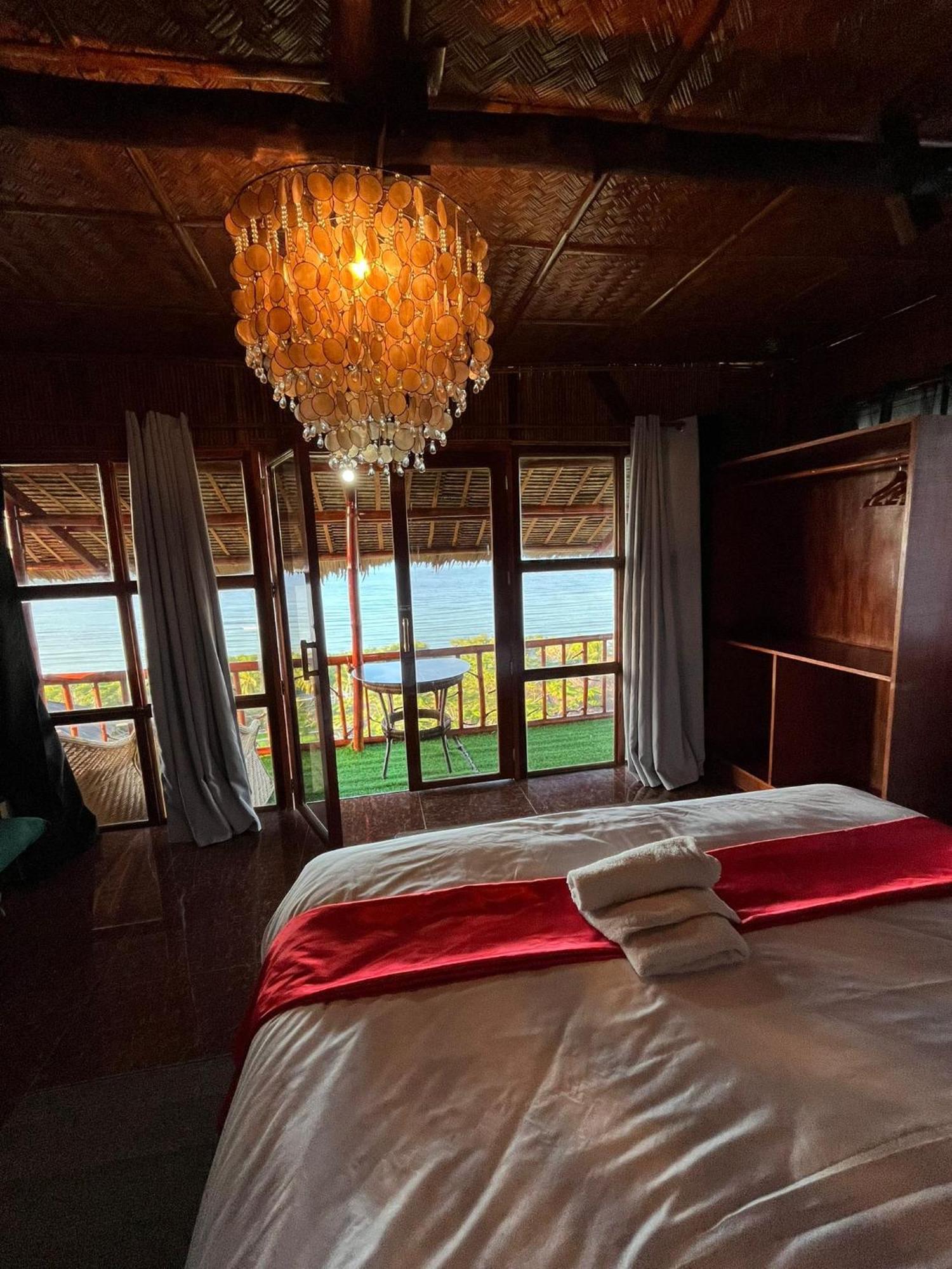 Miley Lodging Restobar New Busuanga Eksteriør bilde